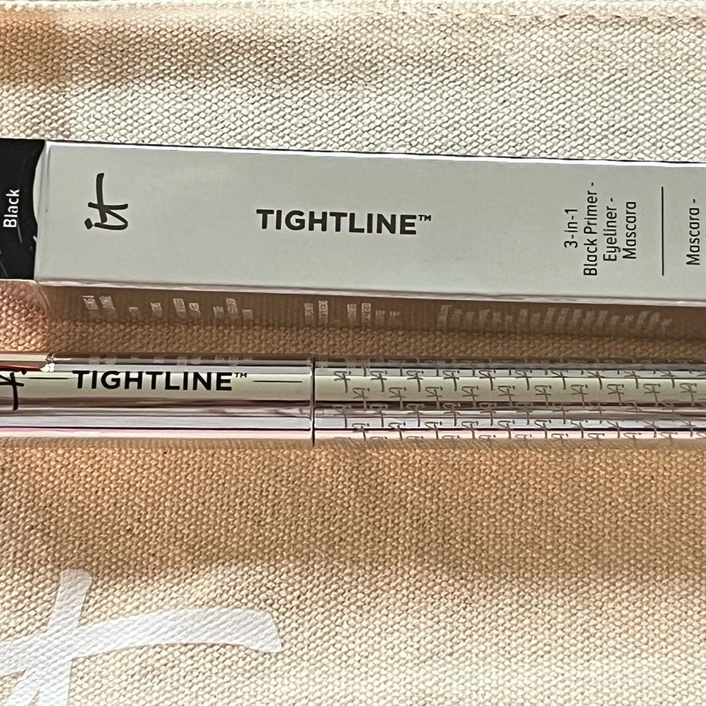 IT cosmetics bundle - Picture 5 of 7